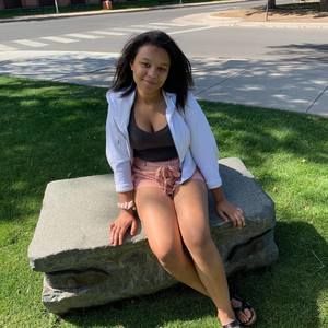 Meet your Posher, Mya